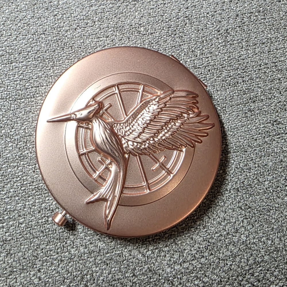 NEW Storybook Cosmetics Radiant Pressed Powder Highlighter - Beacon Of Hope